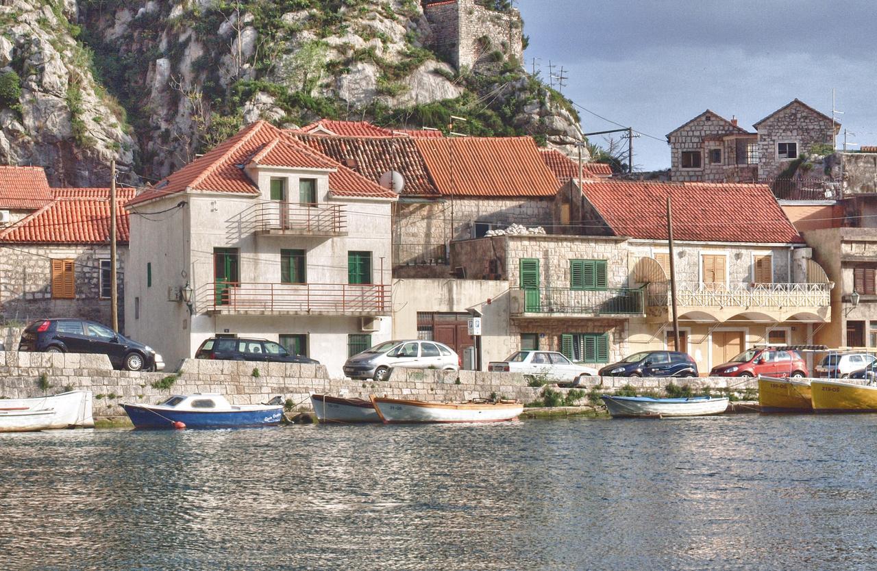 Apartment Mandic Omiš Eksteriør billede