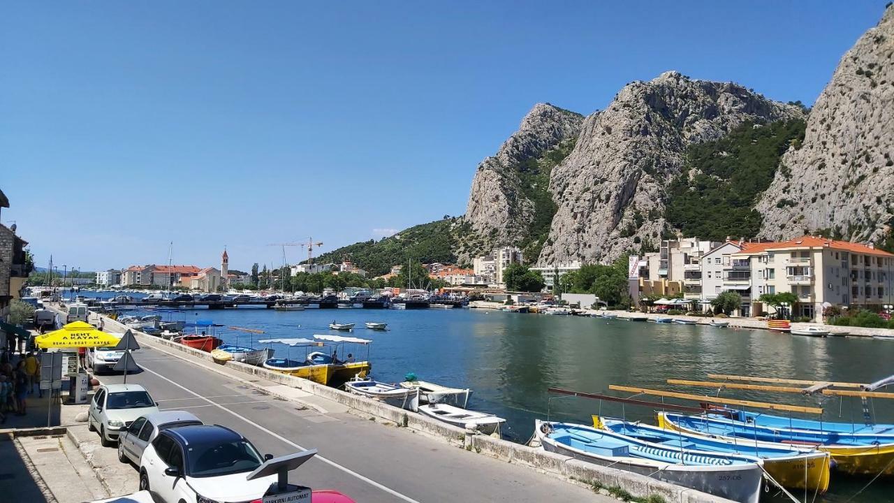 Apartment Mandic Omiš Eksteriør billede