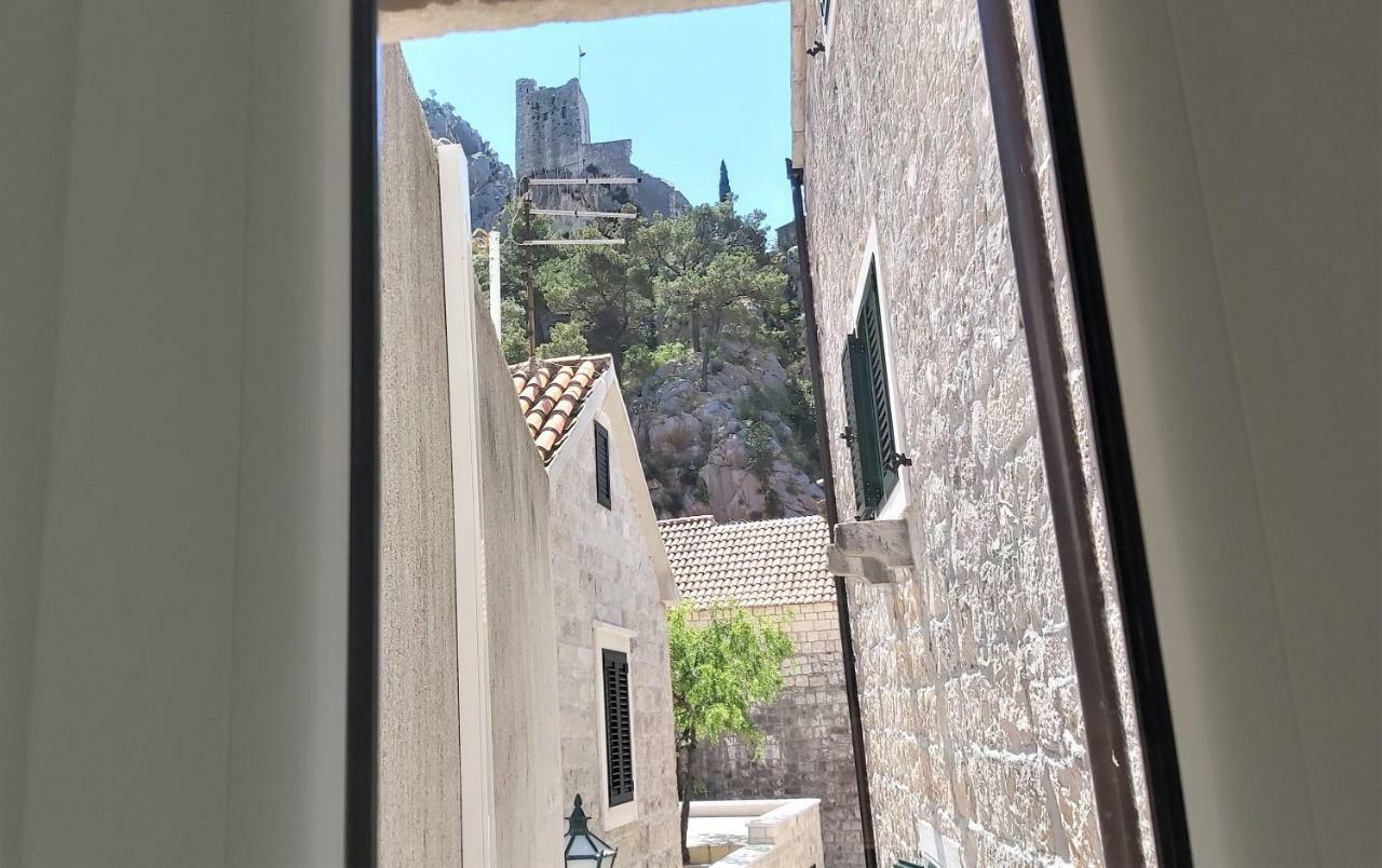 Apartment Mandic Omiš Eksteriør billede