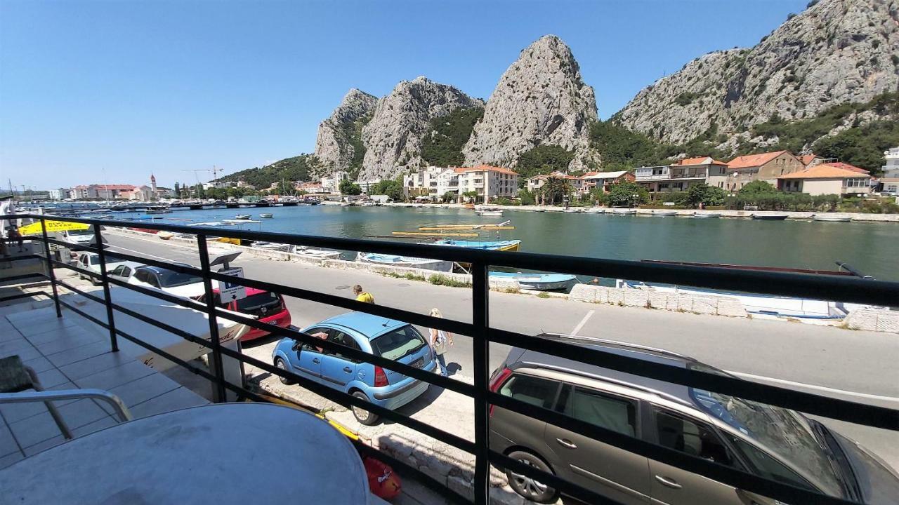 Apartment Mandic Omiš Eksteriør billede